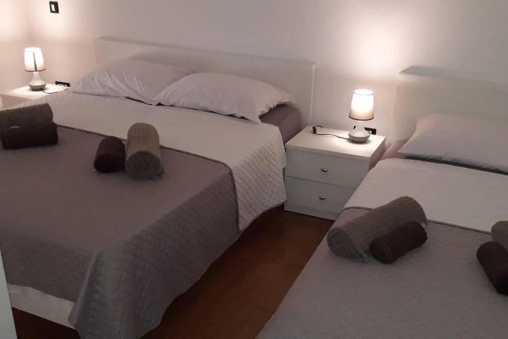 Apartman Franko - Uz Parking Pula Ngoại thất bức ảnh